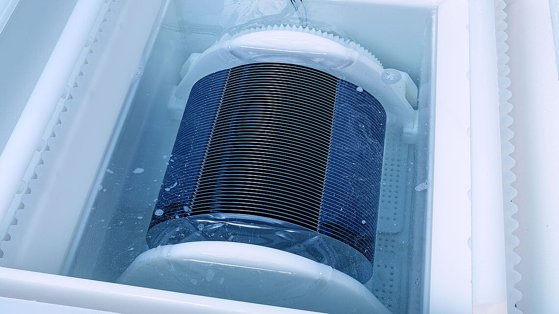 सेमीकंडक्टर वेफर क्लीनिंग क्या है?